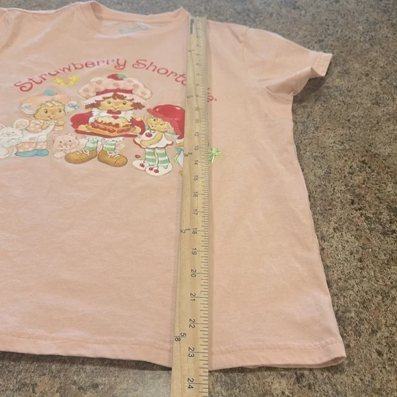 Strawberry Shortcake Short Sleeve Graphic Tee Pink Womens Size Small - Picture 6 of 6